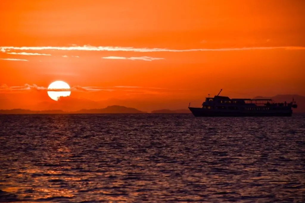dinner-cruise-in-goa-timings