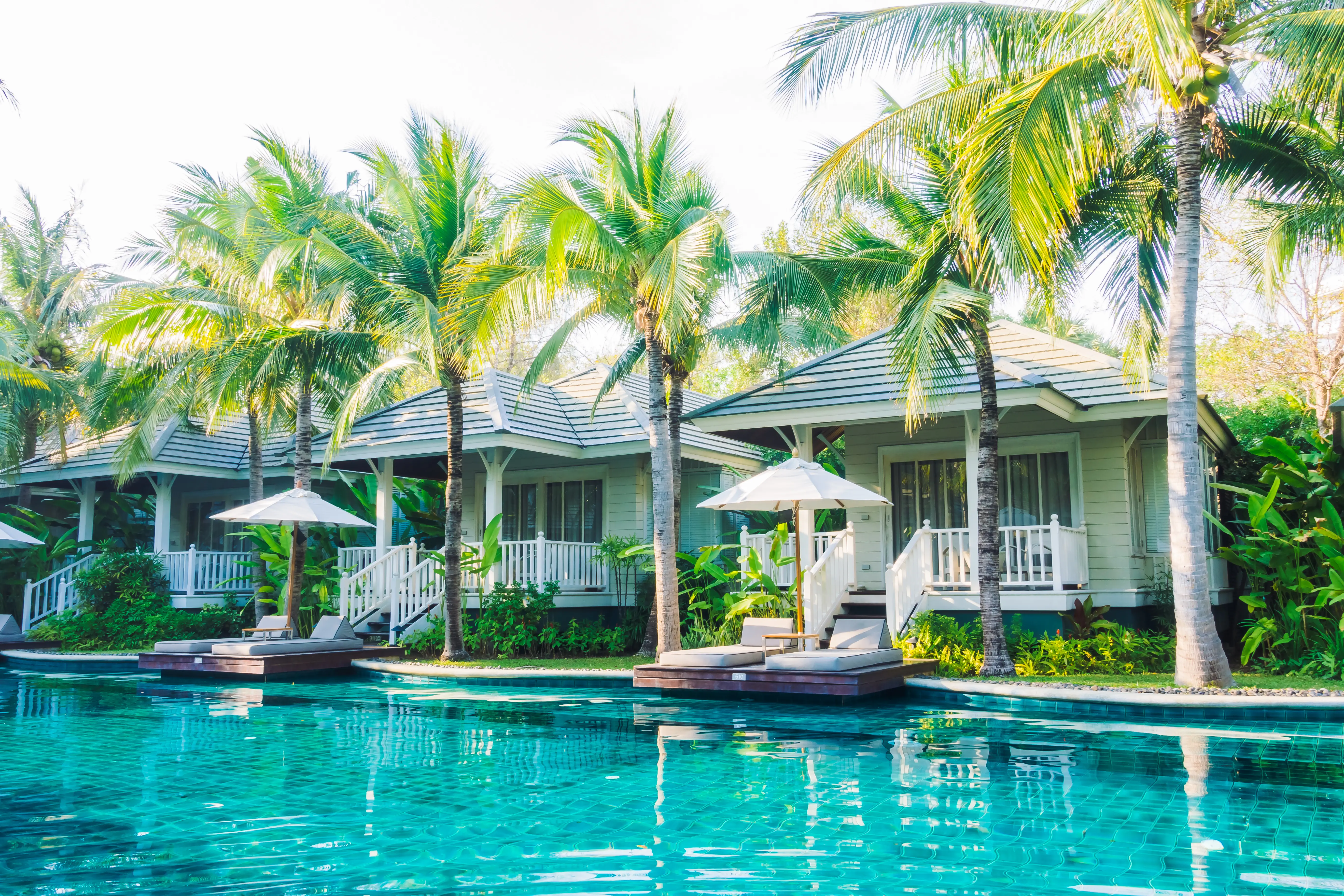 Calangute Beach Villas vs. Hotels – Best Stay Option Comparison